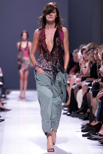Look 7